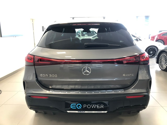 Vehículos Km 0 Mercedes-Benz EQA 300 4Matic